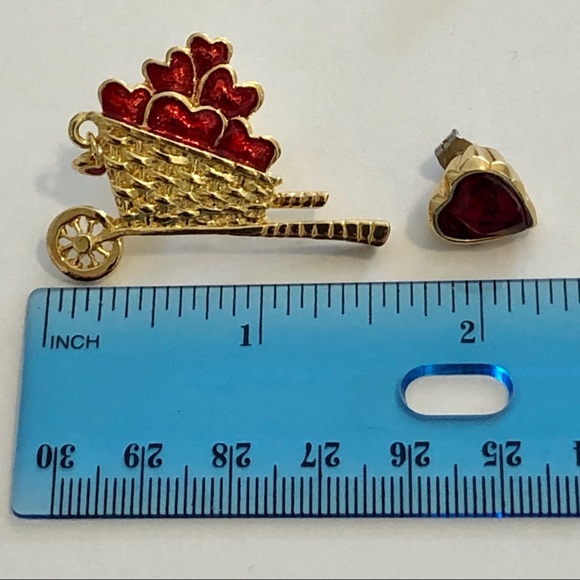 Valentine’s set - pin & earrings hearts - Picture 7 of 7